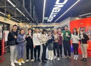 爱游戏体育在线入口-篮球教练团队换阵容，新气象的简单介绍