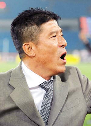 四川队球员士气低迷，主教练呼吁复苏斗志的简单介绍