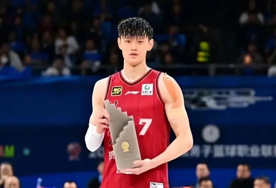 包含男篮热身赛-余嘉豪两双胡明轩13分中国胜荷兰的词条