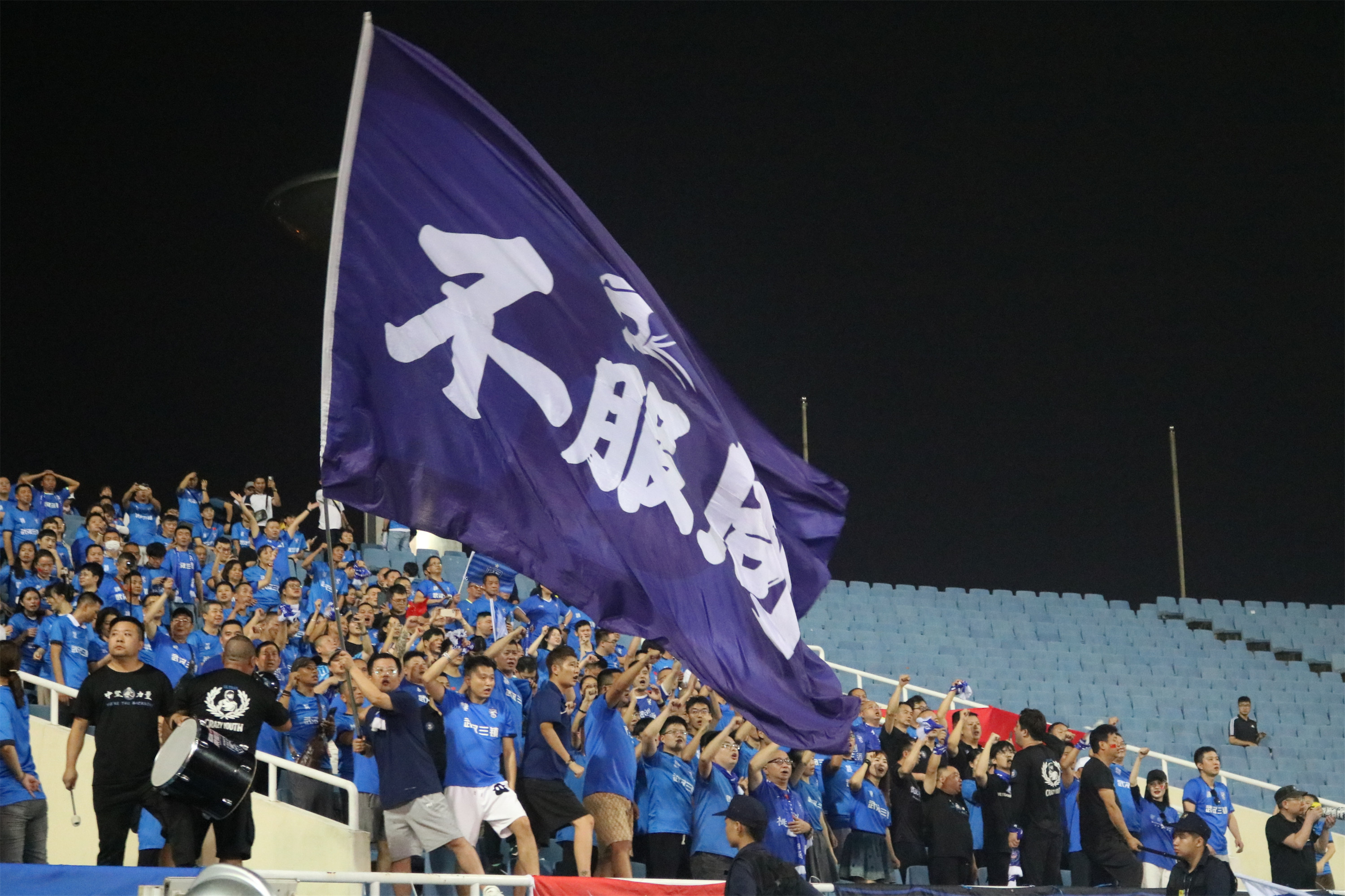 包含成都蓉城球迷意难平！不止因为2-2武汉三镇，更多原因在于以下5点的词条