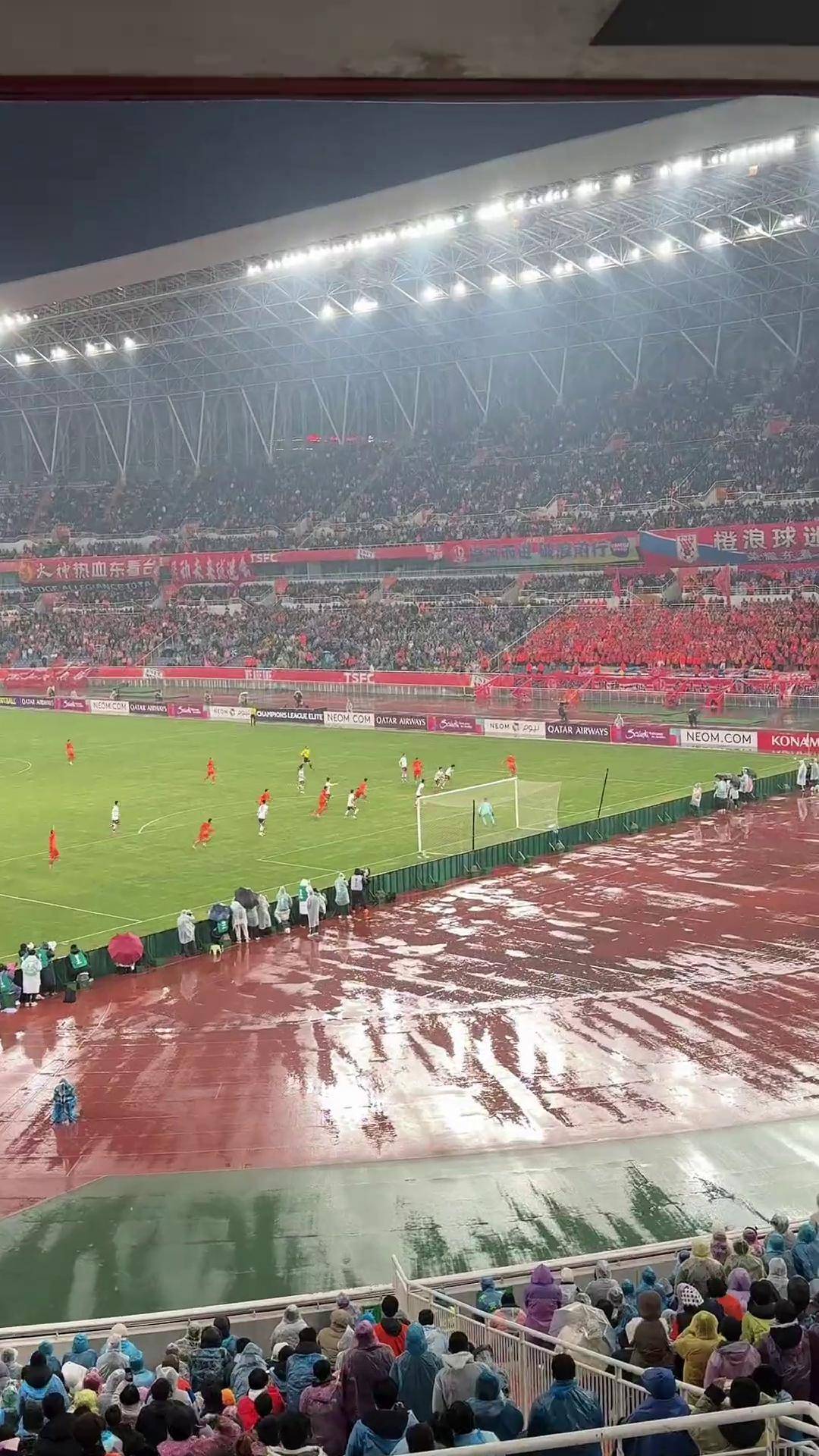 亚冠小组赛：山东泰山3-1力克仁川联，克雷桑梅开二度闪耀全场